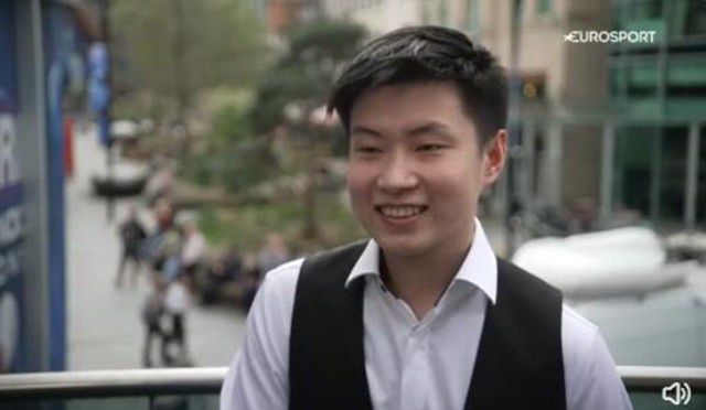 唐人影视与娜扎合约期满 结束经纪合作关系 2021-06-08 6月8日，唐人影视通过微博发布告知书，称因唐人影视与古力娜扎的合约正式期满，经双方友好协商并共同决定，即日起结束经纪合作关系，双方不再续约。